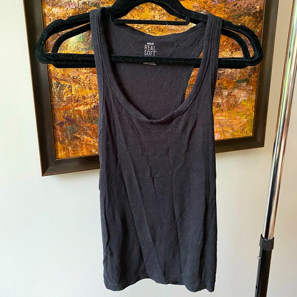 Aerie black, ribbed tank